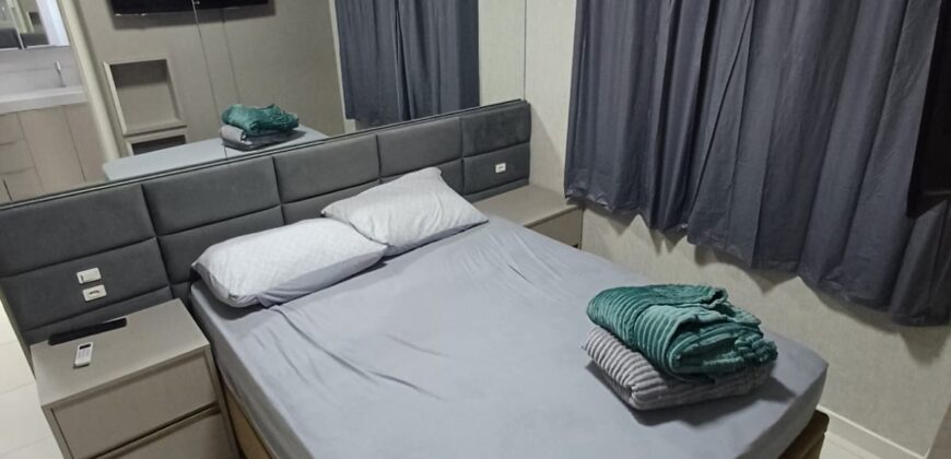 apartamento mobiliado em localização privilegiada em tabuleiro das oliveiras só 4 mil a locação