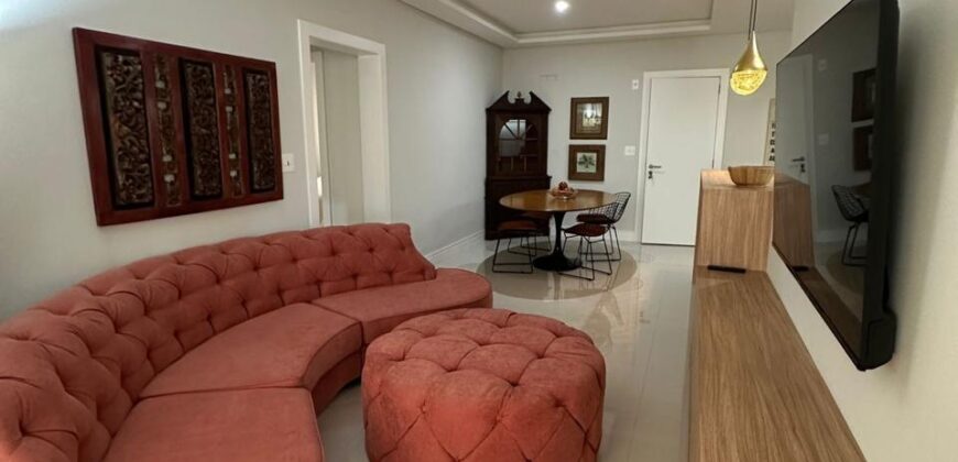 apartamento de alto padrão mobiliado no centro da meia praia só 5 mil
