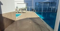 apartamento mobiliado em localização privilegiada em tabuleiro das oliveiras só 4 mil a locação