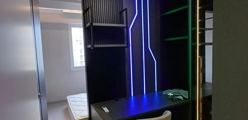 lindo apartamento mobiliado com 2 dormitórios sendo uma suíte só 4mil o pacote
